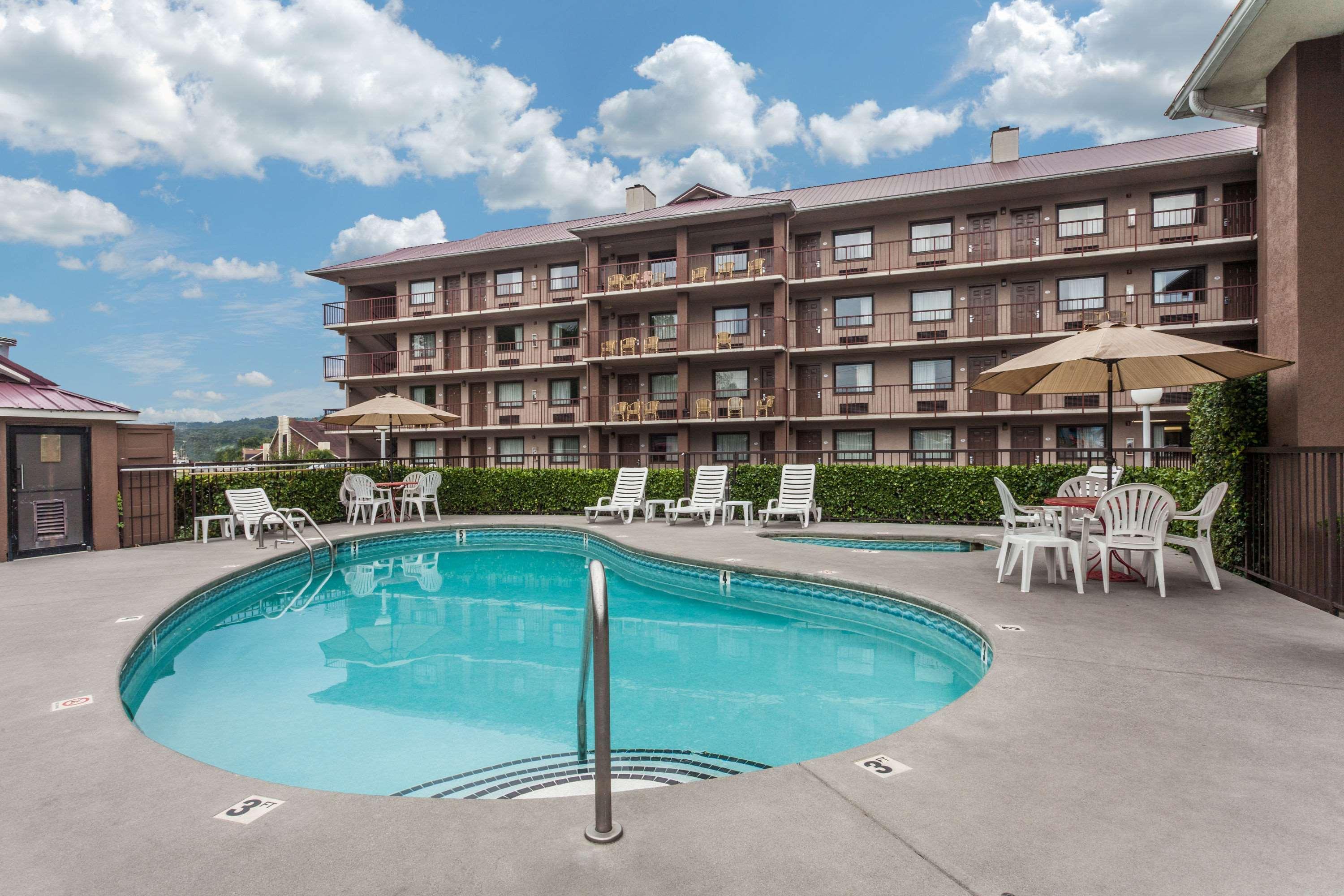 Baymont By Wyndham Pigeon Forge Near Island Drive Ξενοδοχείο Εξωτερικό φωτογραφία