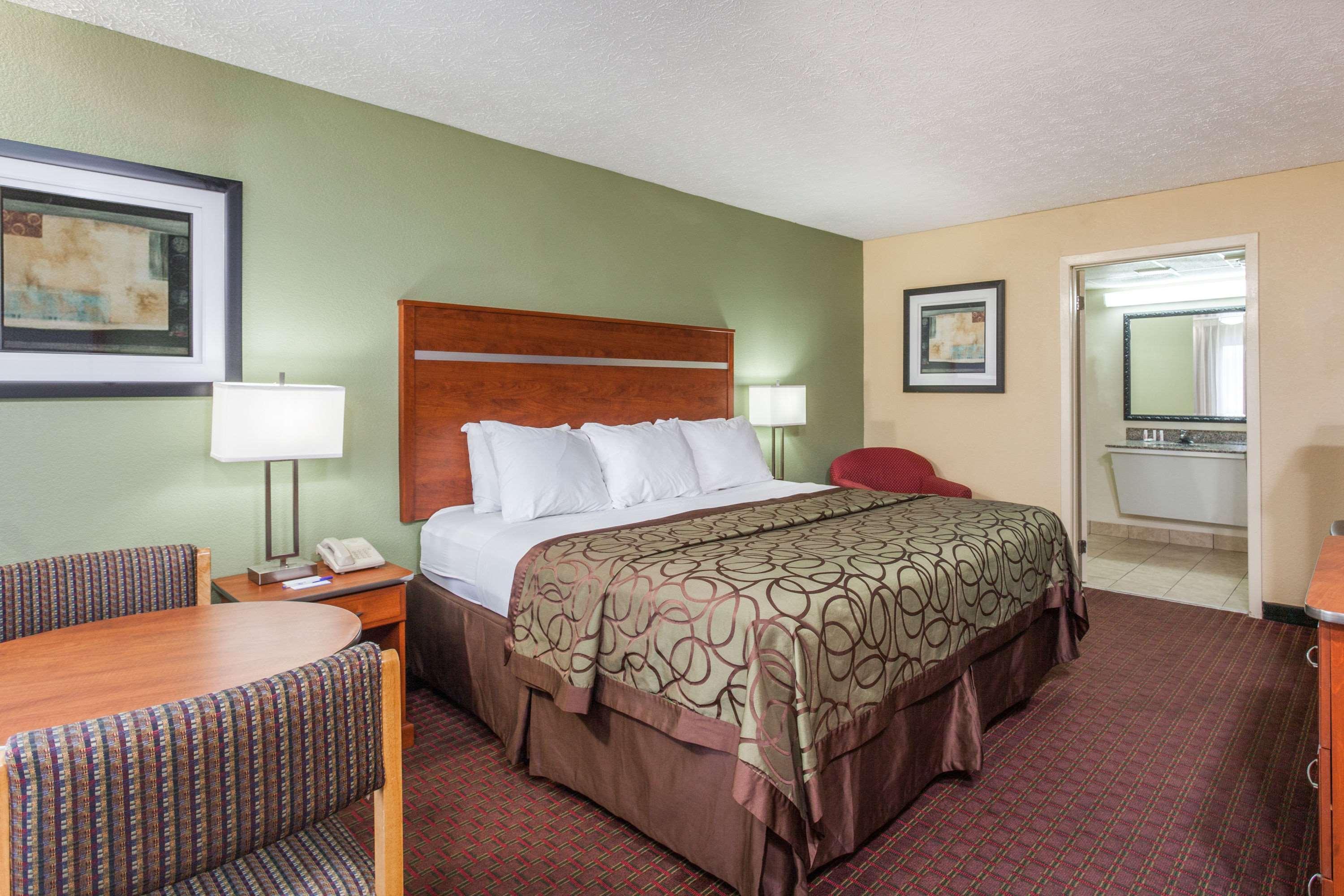 Baymont By Wyndham Pigeon Forge Near Island Drive Ξενοδοχείο Εξωτερικό φωτογραφία