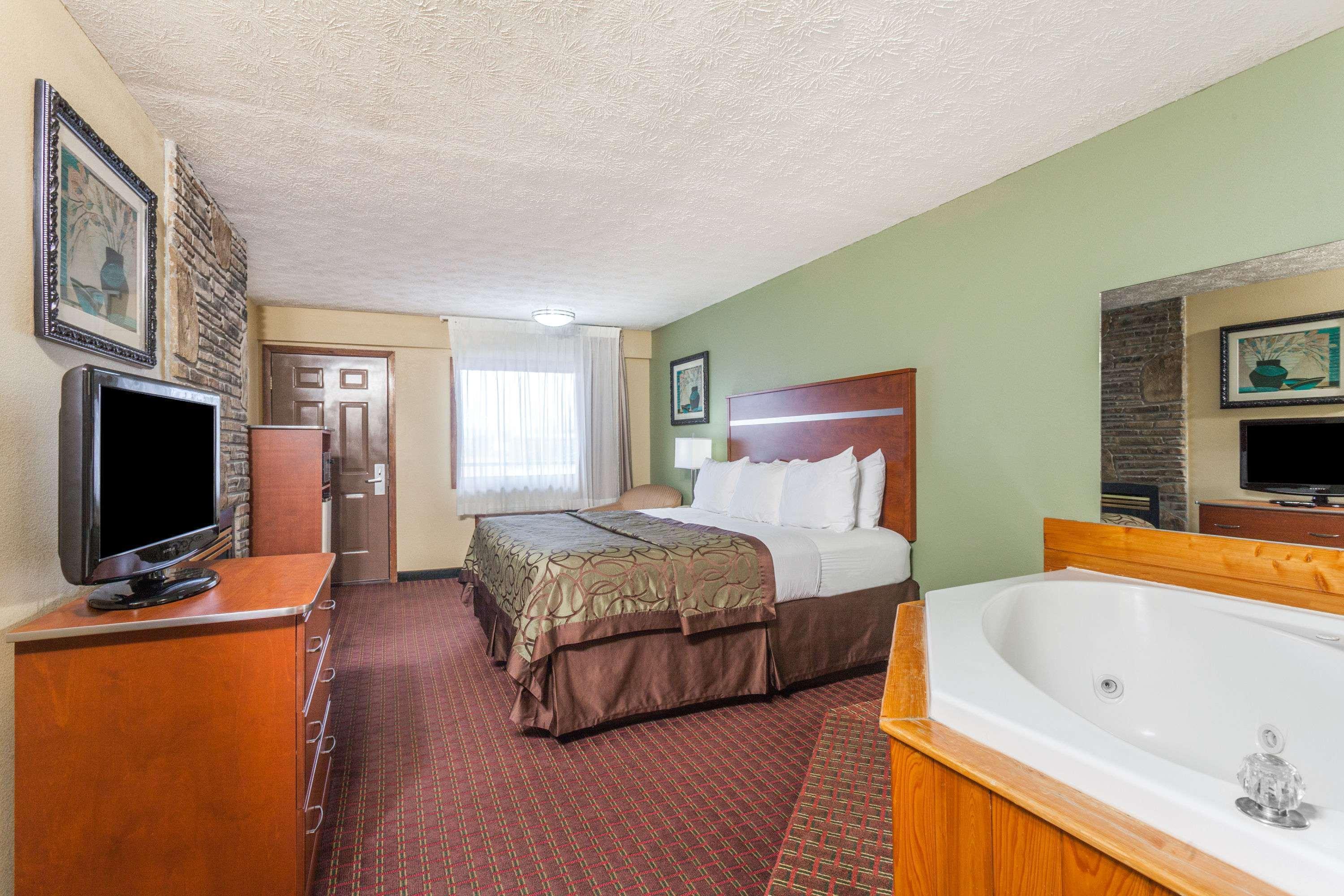 Baymont By Wyndham Pigeon Forge Near Island Drive Ξενοδοχείο Εξωτερικό φωτογραφία