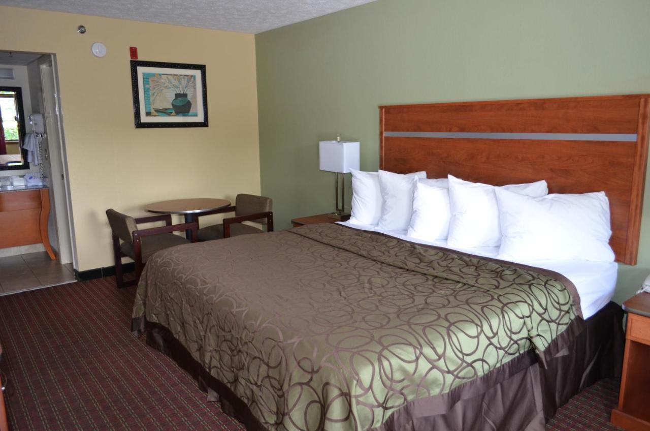 Baymont By Wyndham Pigeon Forge Near Island Drive Ξενοδοχείο Δωμάτιο φωτογραφία